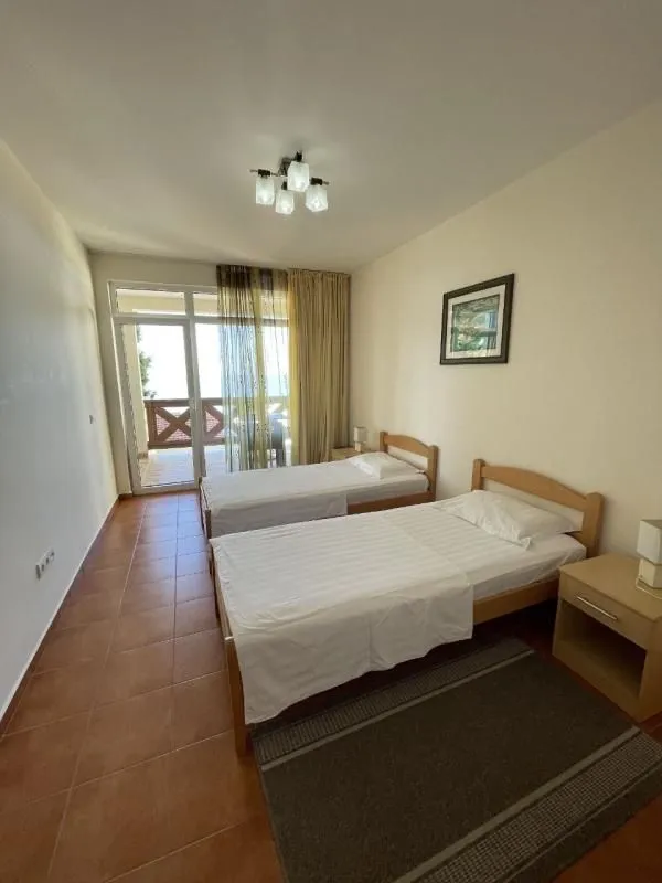 Rent, two bedroom apartment, 129m², Šušanj, Bar
