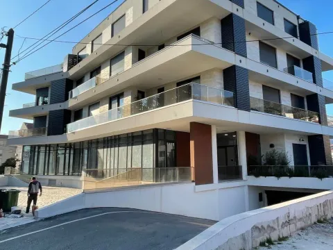 Prodaja, poslovni prostor, 145m², Tivat, Crna Gora - image 6