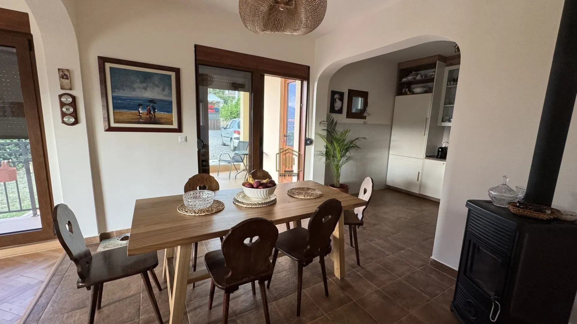 Rent, house, 256m², Masline, Podgorica