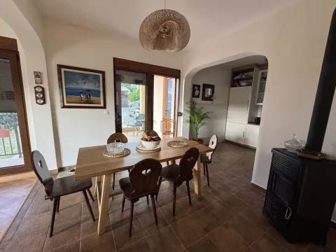 Rent, house, 256m², Masline, Podgorica - image 11