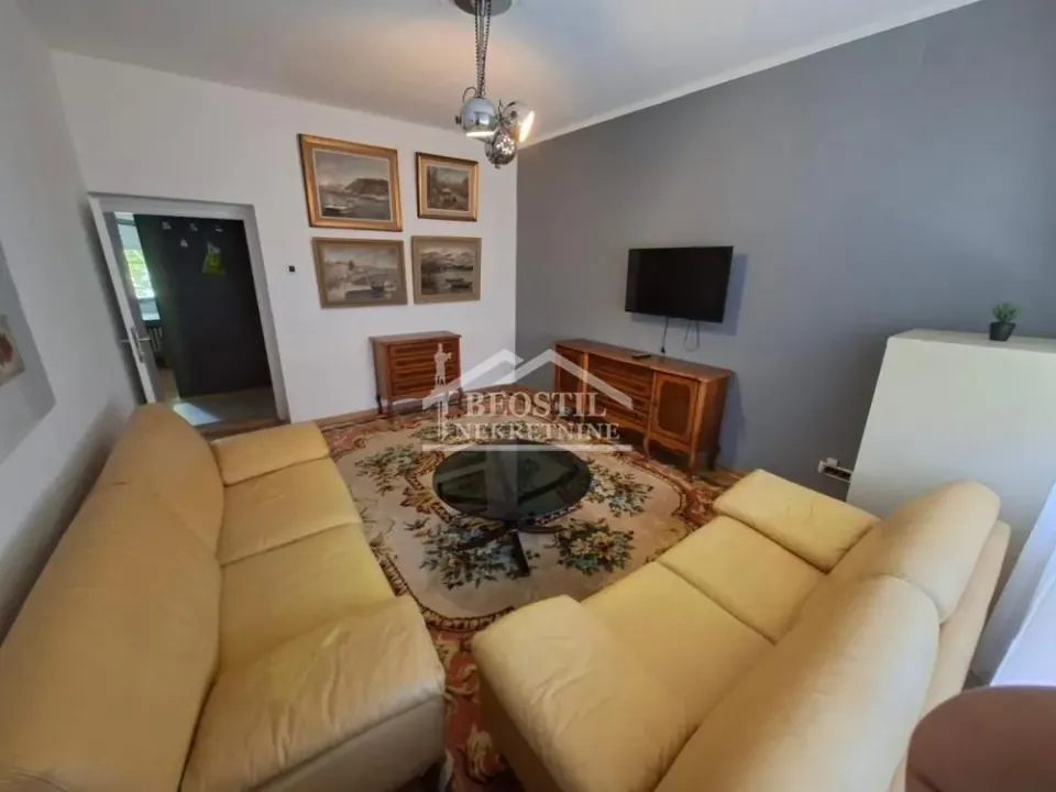 Rent, two bedroom apartment, 49m², Stari Grad, Beograd
