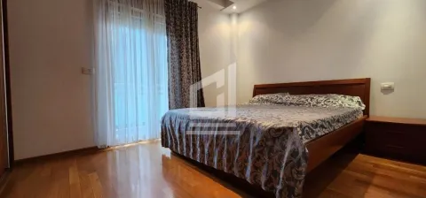 Izdavanje, trosoban stan, 105m², Preko Morače, Podgorica - image 6