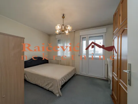 Rent, two bedroom apartment, 64m², Retenzija, Beograd - image 10