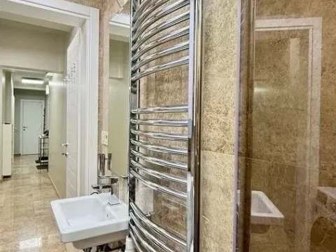 Izdavanje, četvorosoban stan, 79m², Velji Vinogradi, Budva - image 16