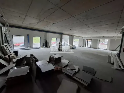 Sale, office space, 372m², Čukarica, Beograd - image 10