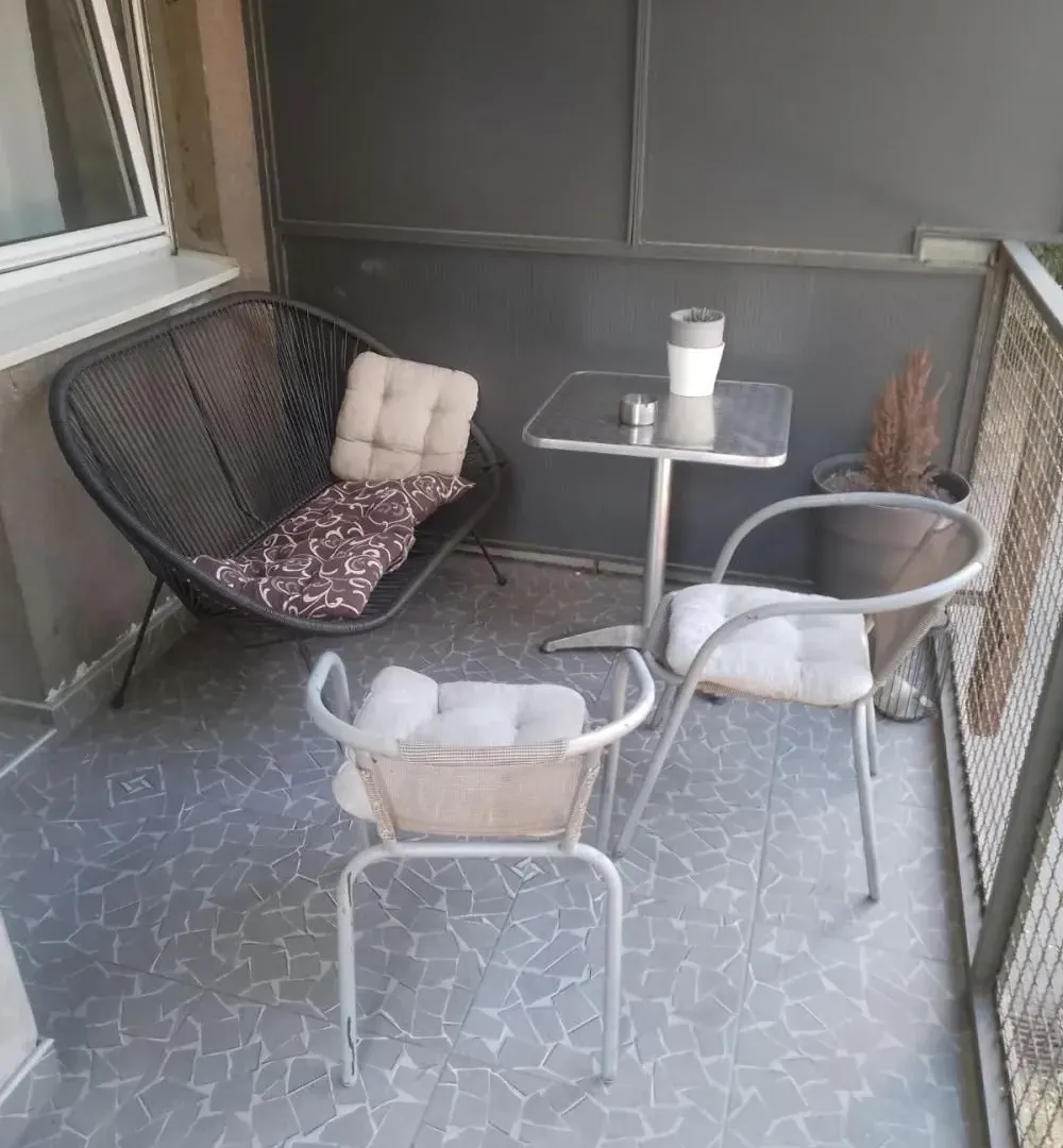 Izdavanje, trosoban stan, 77m², Južni Bulevar, Vračar Sve Podlokacije