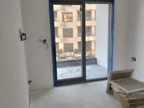 Prodaja, jednosoban stan, 45m², Bar, Crna Gora - image 3