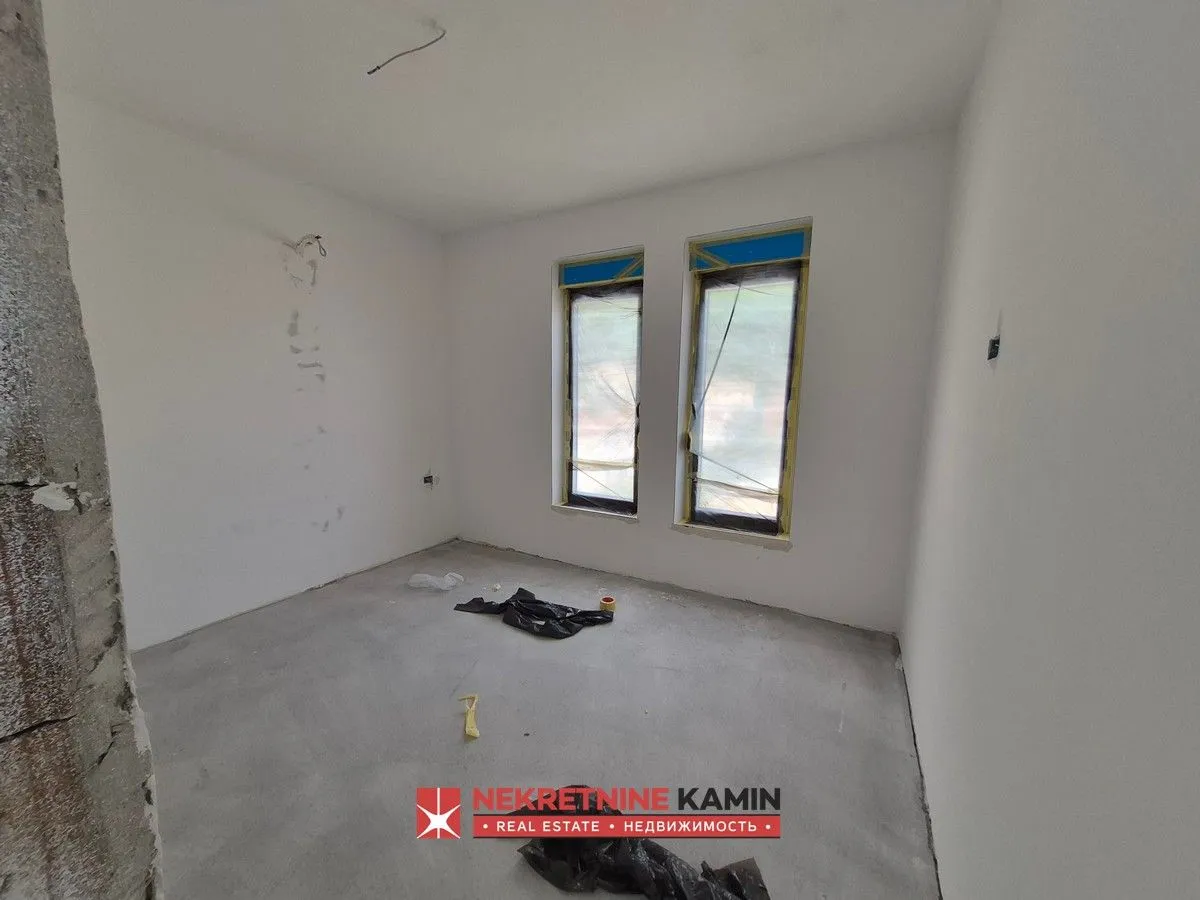 Prodaja, dvosoban stan, 77m², Podkošljun, Budva