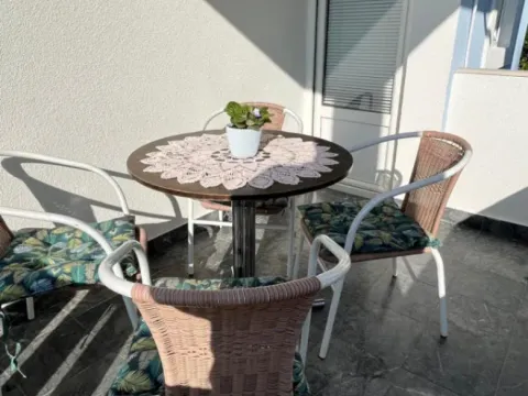 Sale, studio apartment, 26m², Sveti Stefan, Budva - image 6