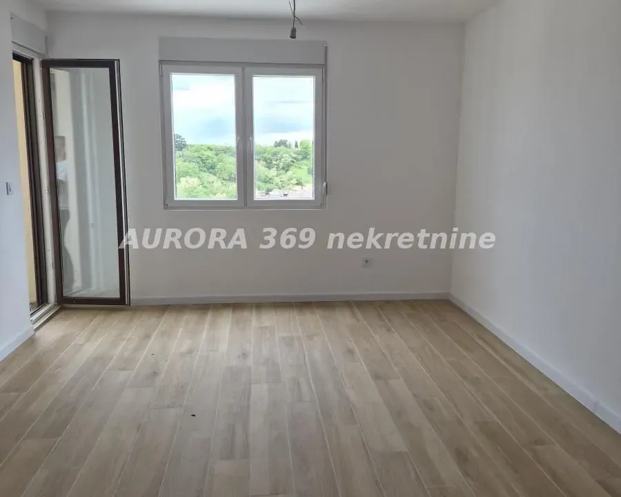 Prodaja, dvosoban stan, 62m², Irig, Srbija