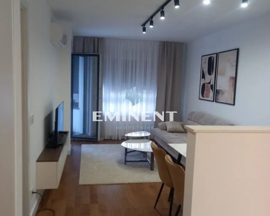 Rent, two bedroom apartment, 42m², Zemun Gornji Grad, Zemun Sve Podlokacije