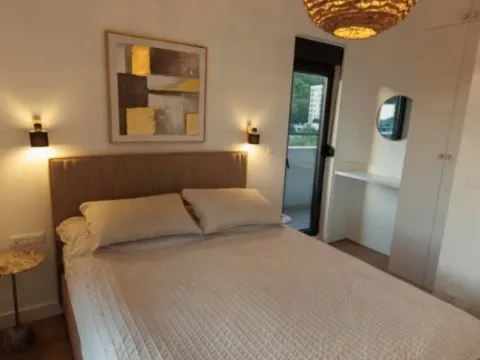 Rent, one bedroom apartment, 42m², Bečići, Budva - image 5