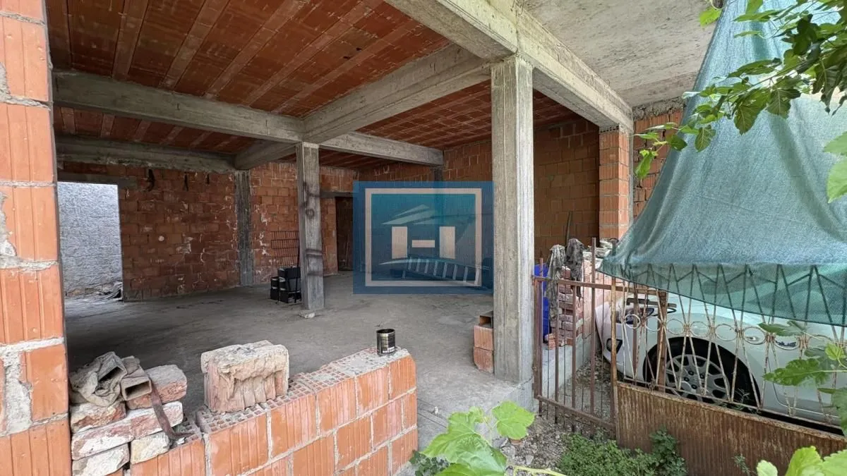 Prodaja, kuća, 56m², Centar, Jagodina