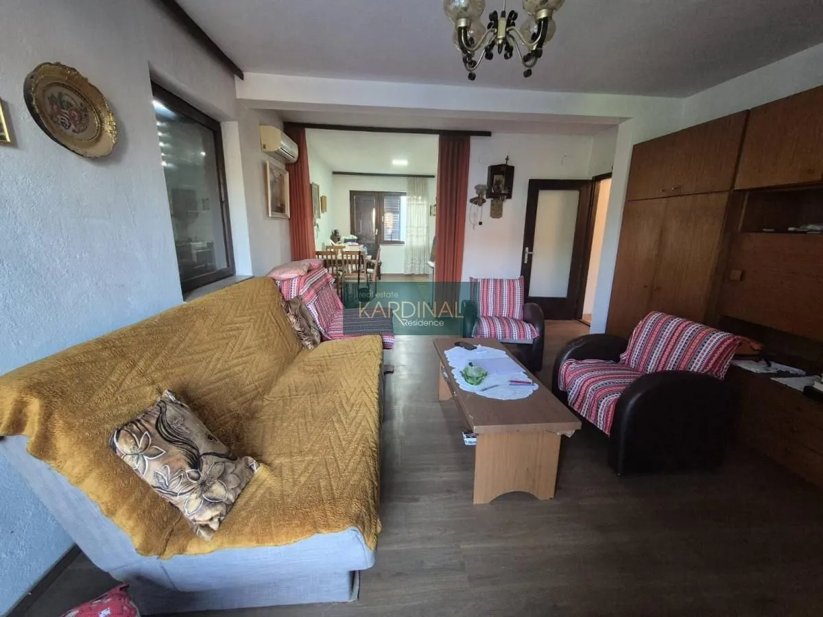 Prodaja, kuća, 298m², Budžino brdo, Jagodina