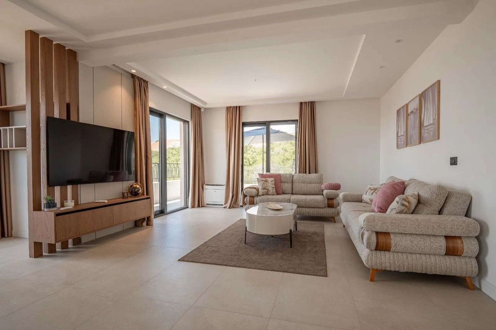 Sale, house, 318m², Reževići, Budva