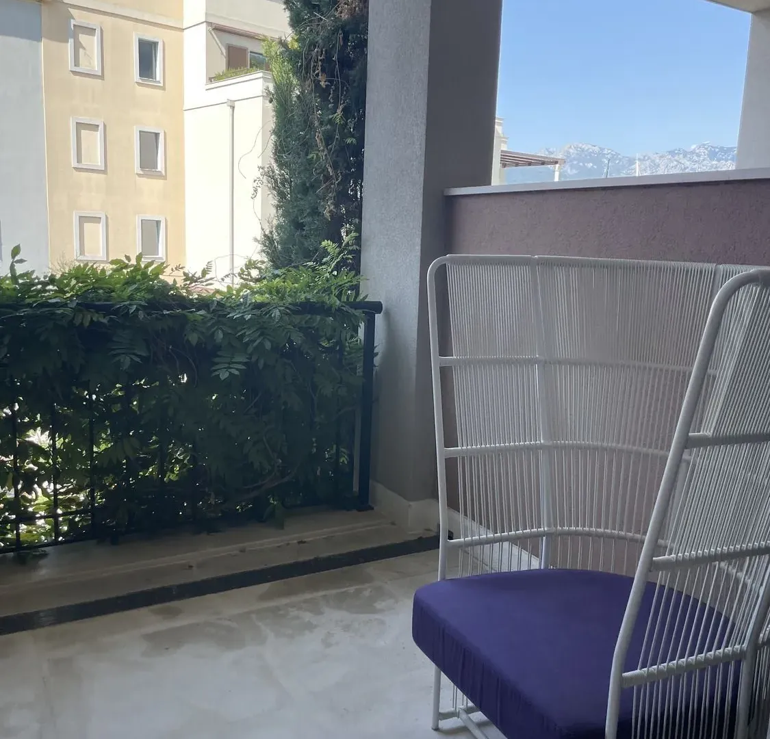 Rent, two bedroom apartment, 100m², Tivat, Crna Gora