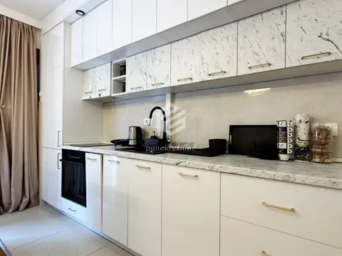 Rent, one bedroom apartment, 51m², Đuraševići, Tivat - image 7