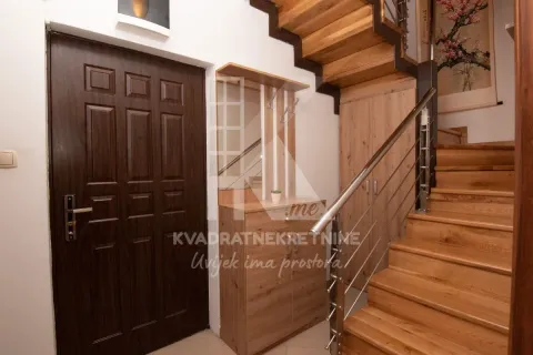 Izdavanje, dvosoban stan, 65m², Blok 9, Podgorica - image 7