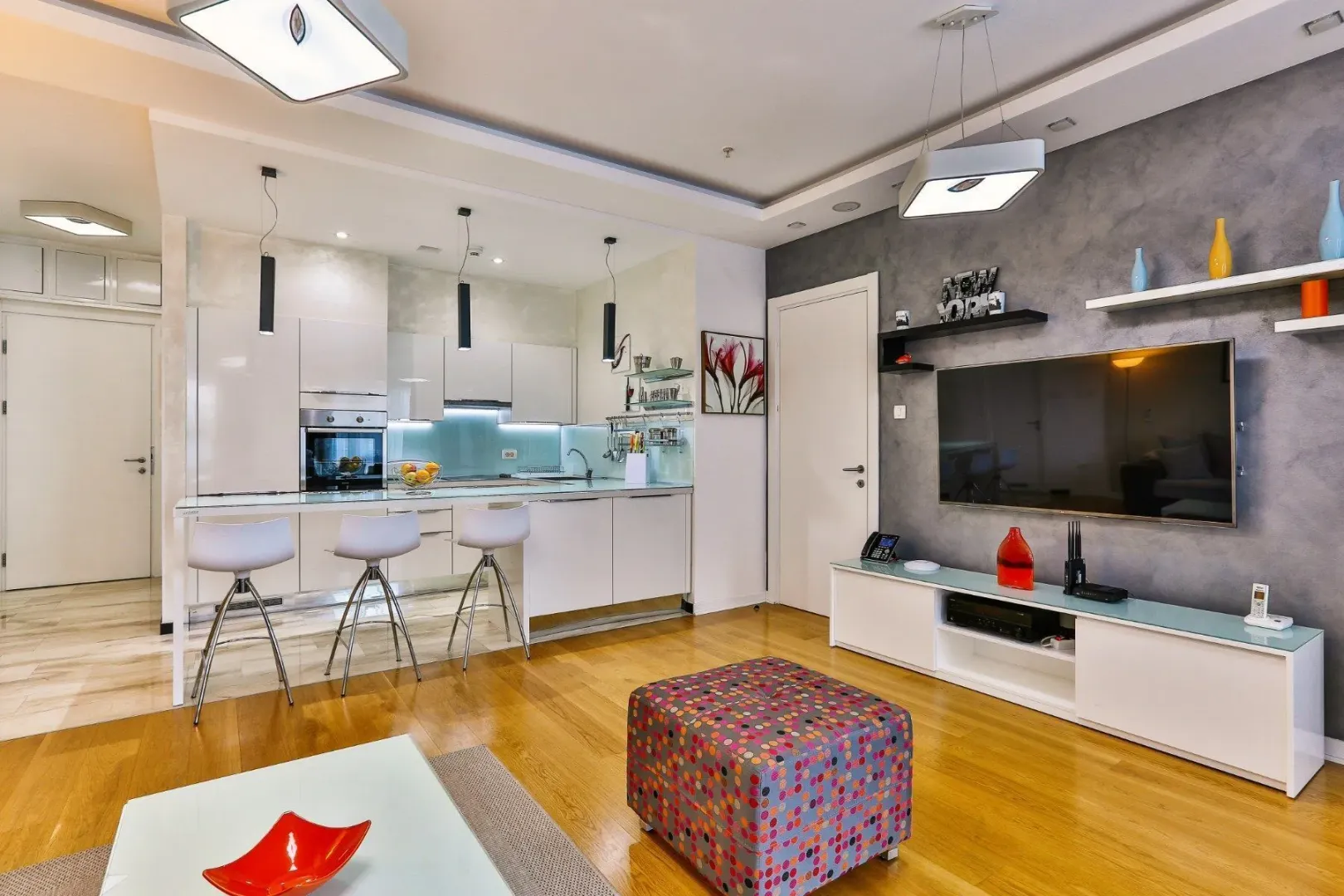 Rent, two bedroom apartment, 110m², Budva, Crna Gora