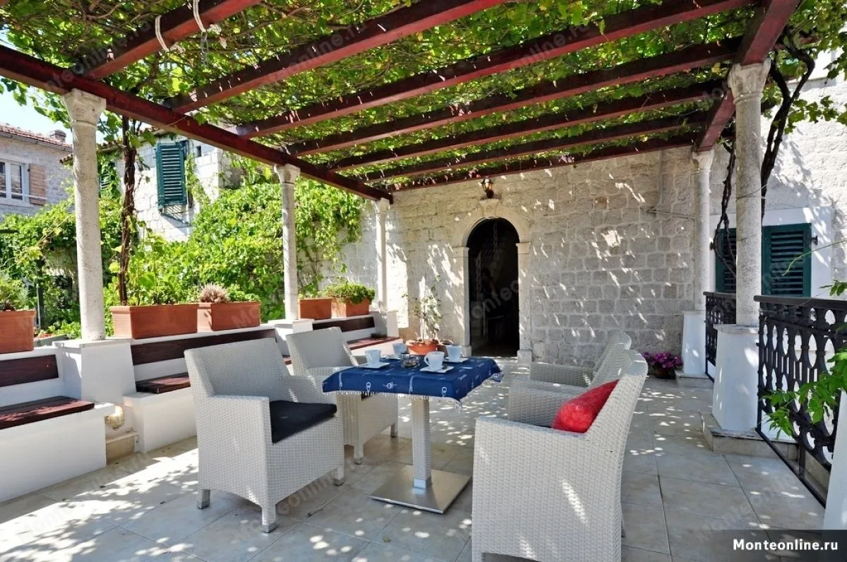 Prodaja, kuća, 500m², Herceg Novi, Crna Gora