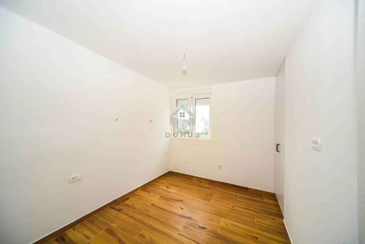 Sale, one bedroom apartment, 37m², Blok 5, Podgorica