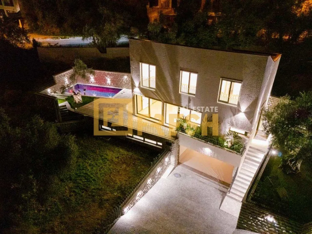 Sale, house, 240m², Budva, Crna Gora
