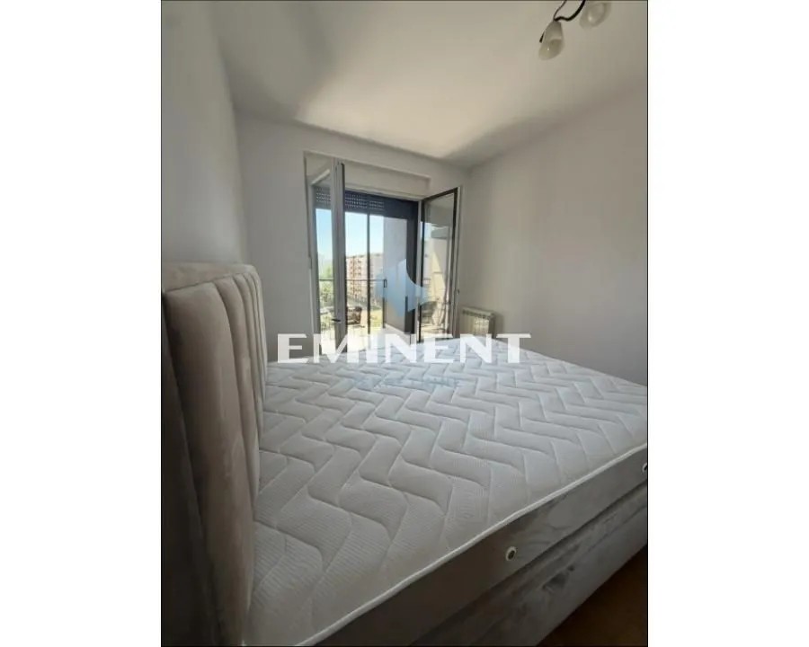 Izdavanje, dvosoban stan, 50m², Ada, Beograd