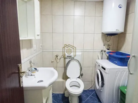 Izdavanje, dvosoban stan, 40m², Gintaš, Podgorica - image 5