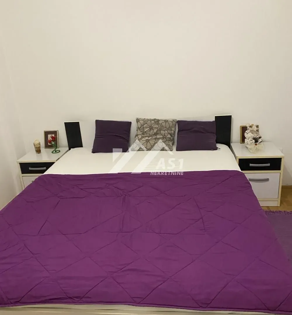 Izdavanje, dvosoban stan, 47m², Novo naselje, Novi Sad