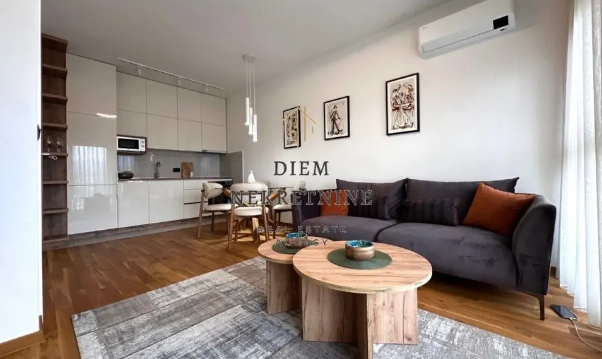 Izdavanje, jednosoban stan, 45m², Gorica C, Podgorica