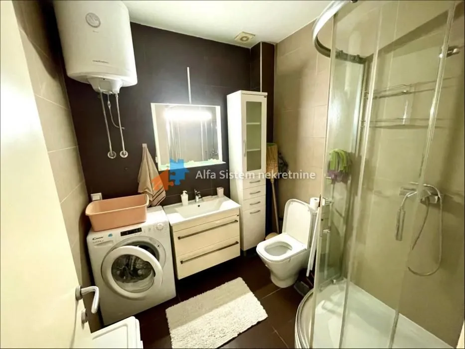 Rent, two bedroom apartment, 45m², Severni Bulevar, Zvezdara Sve Podlokacije