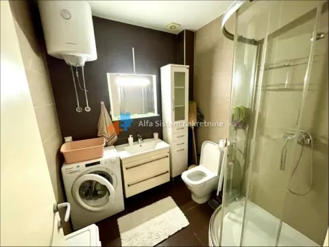 Rent, two bedroom apartment, 45m², Severni Bulevar, Zvezdara Sve Podlokacije - image 17