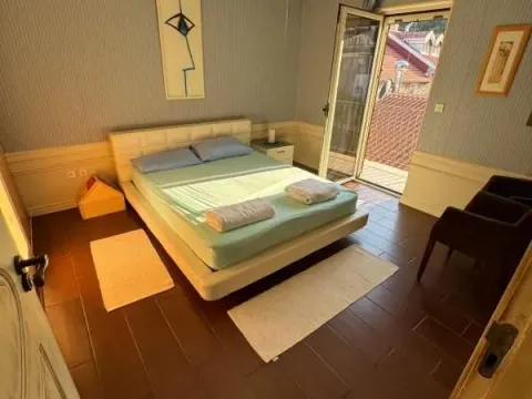 Sale, one bedroom apartment, 50m², Petrovac, Budva - image 9