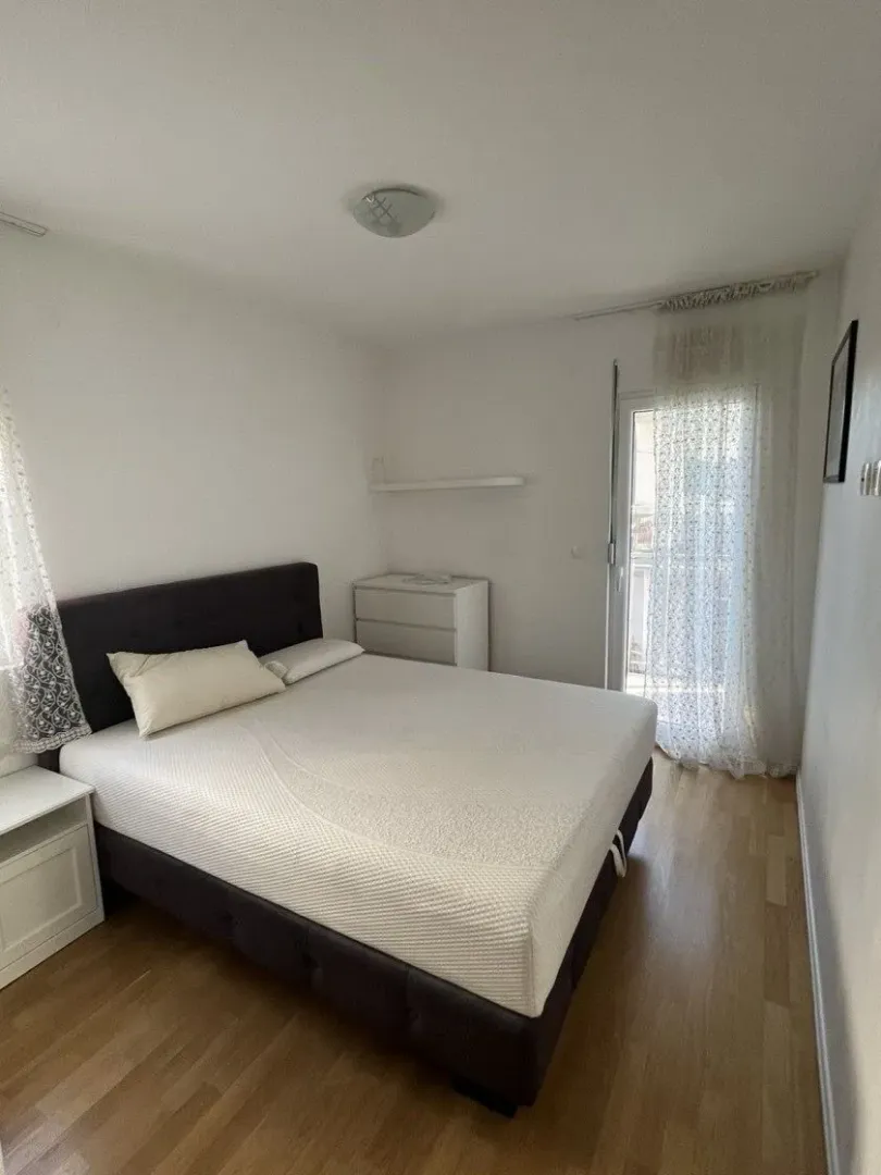 Izdavanje, jednosoban stan, 46m², Dalmatinska ulica, Podgorica