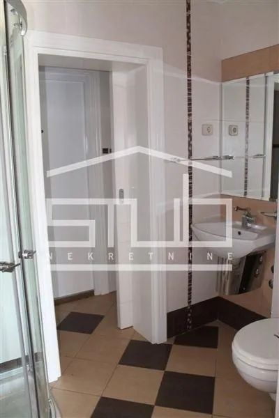Sale, house, 215m², Savski Venac, Beograd