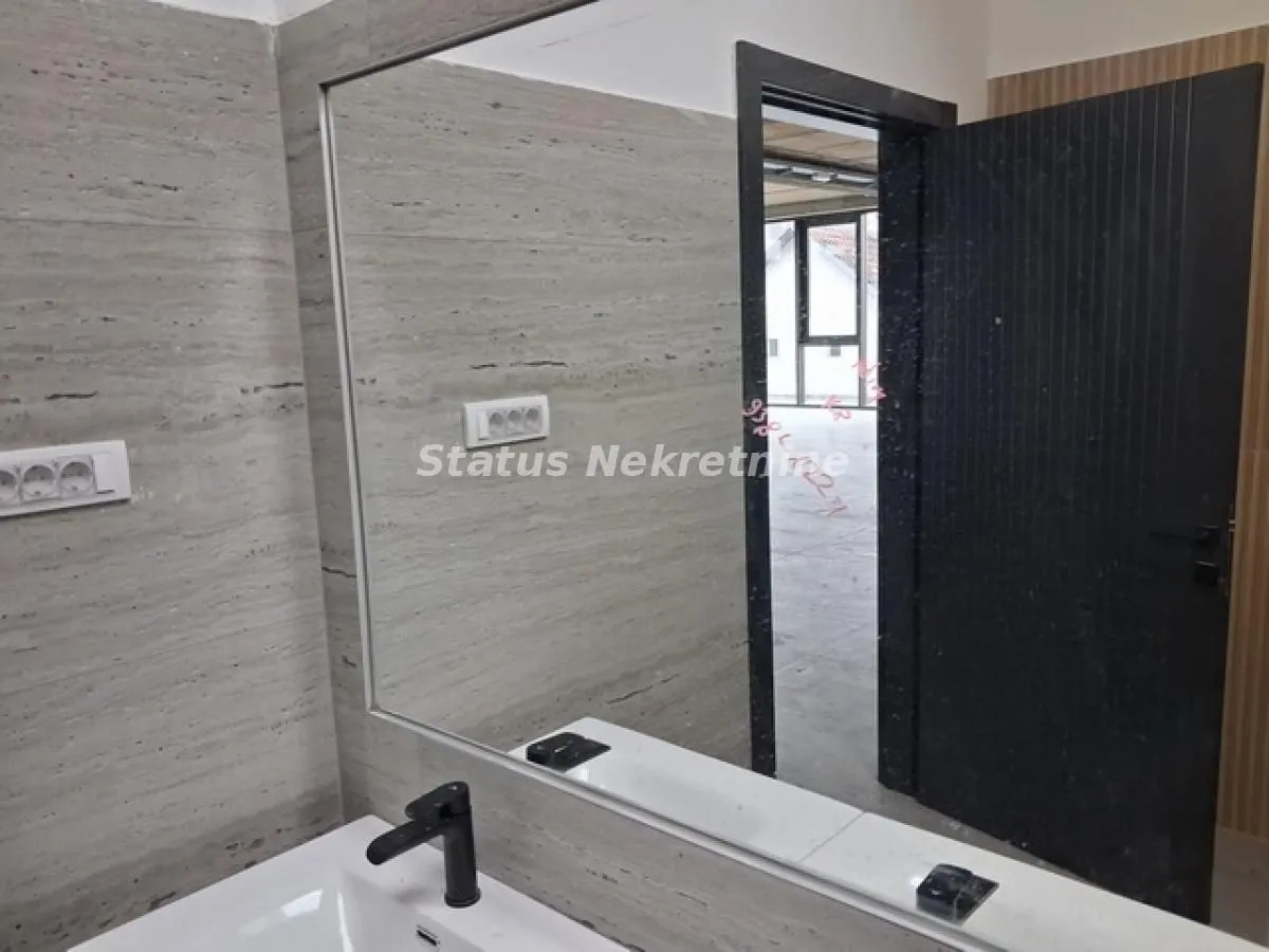 Rent, office space, 240m², Futog, Novi Sad Sve Podlokacije