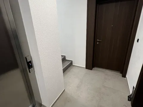 Rent, two bedroom apartment, 70m², Šušanj, Bar - image 13