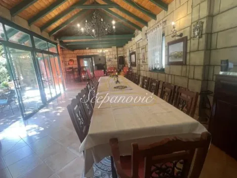 Prodaja, kuća, 202m², Sremska Kamenica, Petrovaradin - image 2