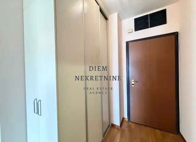 Rent, one bedroom apartment, 50m², City Kvart, Podgorica