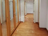 Izdavanje, stan, 203m², Vračar Hram, Vračar Sve Podlokacije - image 11