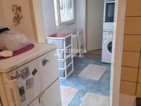 Sale, three bedroom apartment, 105m², Novi Beograd Blok 37, Novi Beograd Sve Podlokacije - image 6