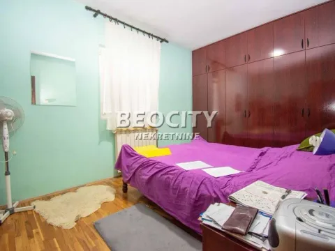 Prodaja, kuća, 310m², Železnik, Beograd - image 10