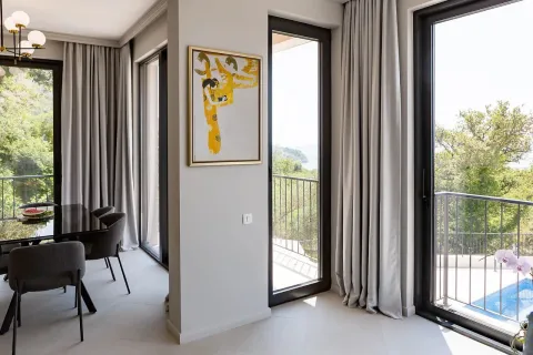 Stan-na-dan, kuća, 223m², Reževići, Budva - image 2
