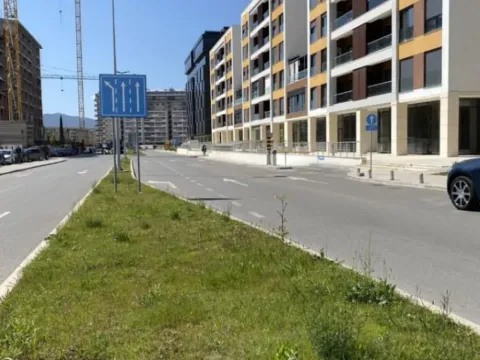 Izdavanje, trosoban stan, 119m², Kruševac, Podgorica - image 6