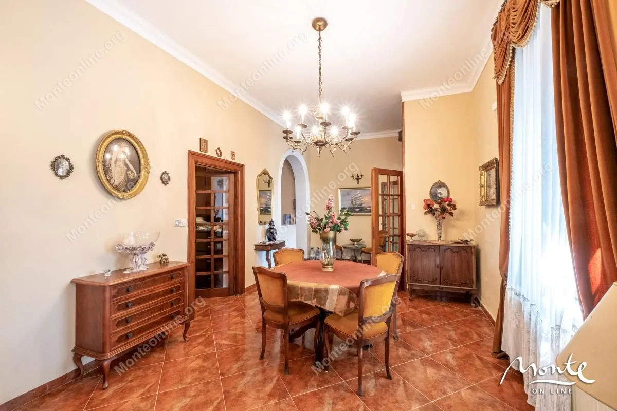 Sale, house, 112m², Risan, Kotor