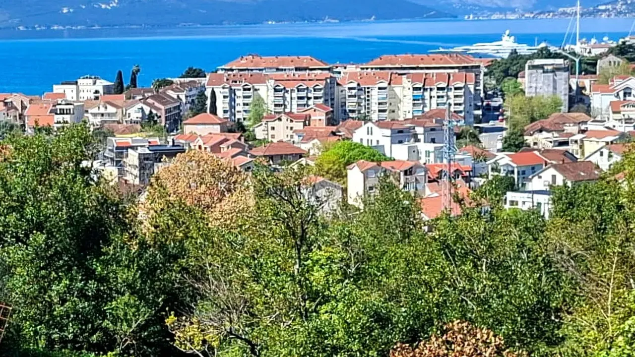 Sale, land lot, 736m², Kalimanj, Tivat