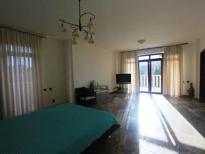 Sale, house, 917m², Petrovac, Budva
