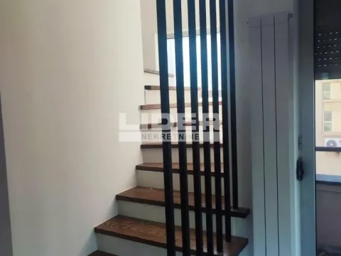 Sale, house, 195m², Čukarica, Beograd - image 10