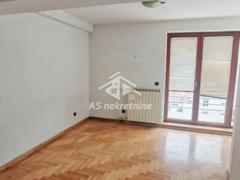 Sale, apartment, 207m², Kalenić Pijaca, Vračar Sve Podlokacije - image 31