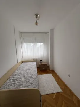 Izdavanje, trosoban stan, 70m², Novi Beograd Blok 1 Fontana, Novi Beograd Sve Podlokacije - image 7